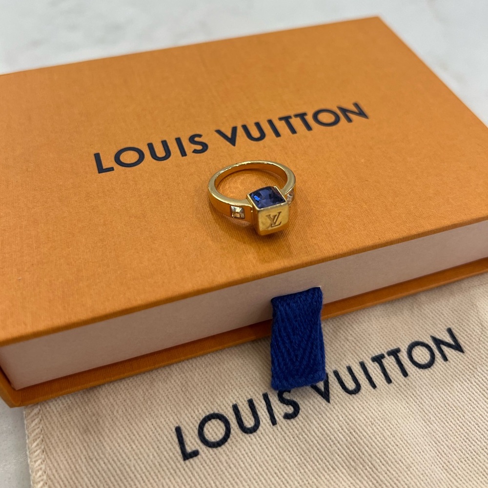 Louis Vuitton Gamble Dice Ring Gold with Purple Crystals, size Medium - Picture 4 of 5